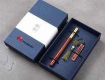 公司獎勵優(yōu)秀員工的禮品如何選擇？